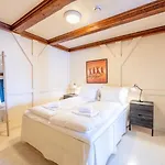 Hellandsoy Apartment, Апартаменты *