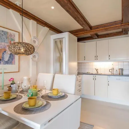 Apartamento Hellandsoy Apartment, Henningsvær